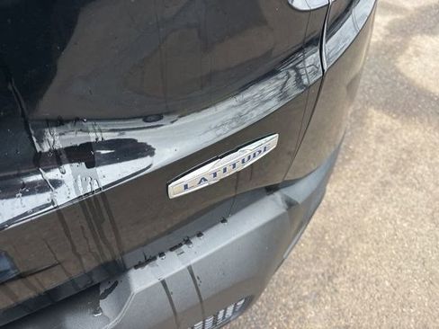 Used 2021 Jeep Renegade Latitude image 46