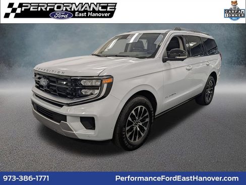 Used 2025 Ford Expedition Platinum AWD/4WD image 1