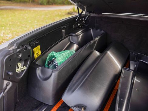 Used 2005 Chevrolet SSR w/ Preferred Equipment Group image 74