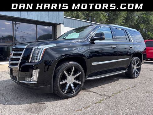 Used 2015 Cadillac Escalade Premium AWD/4WD image 1