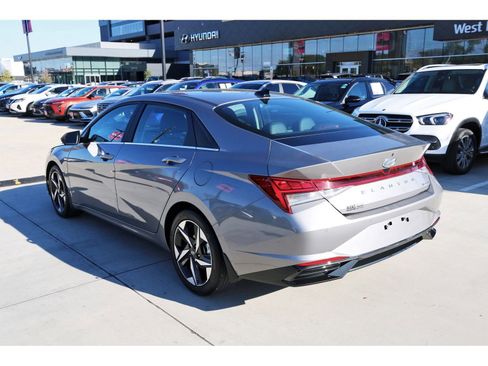 Certified 2023 Hyundai Elantra Limited w/ Cargo Package image 7