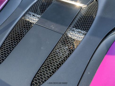 Used 2018 McLaren 570S Spider RWD image 25