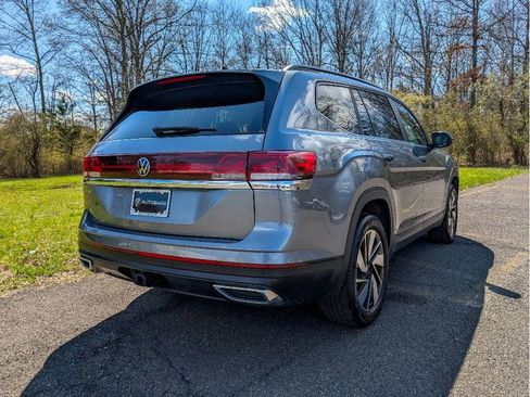 Used 2024 Volkswagen Atlas SE image 5
