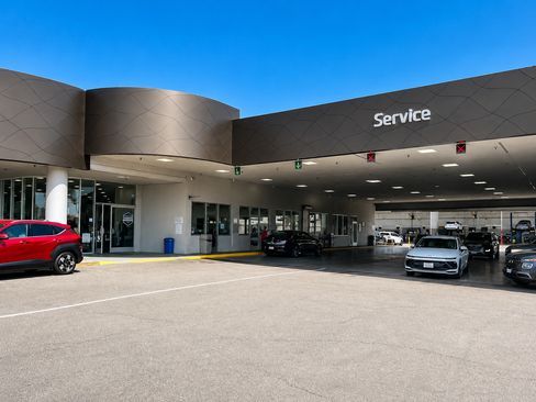 Used 2013 Toyota Tundra 2WD Double Cab w/ TRD Off-Road Pkg image 8
