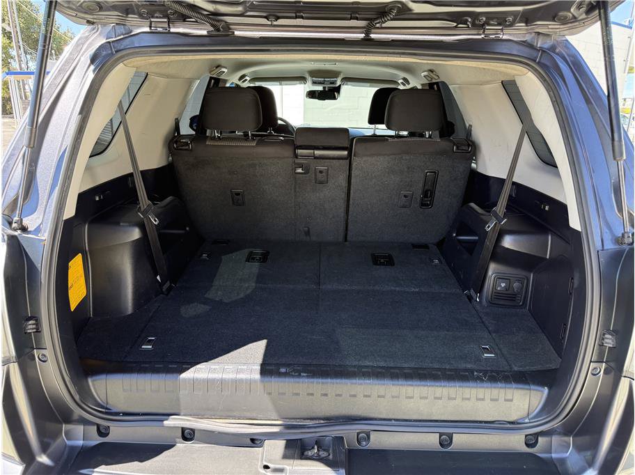 Used 2021 Toyota 4Runner SR5 AWD/4WD image 16