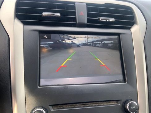 Used 2015 Ford Fusion SE w/ Equipment Group 202A FWD image 26