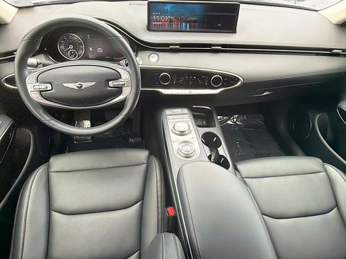Used 2022 Genesis GV70 2.5T AWD/4WD image 16