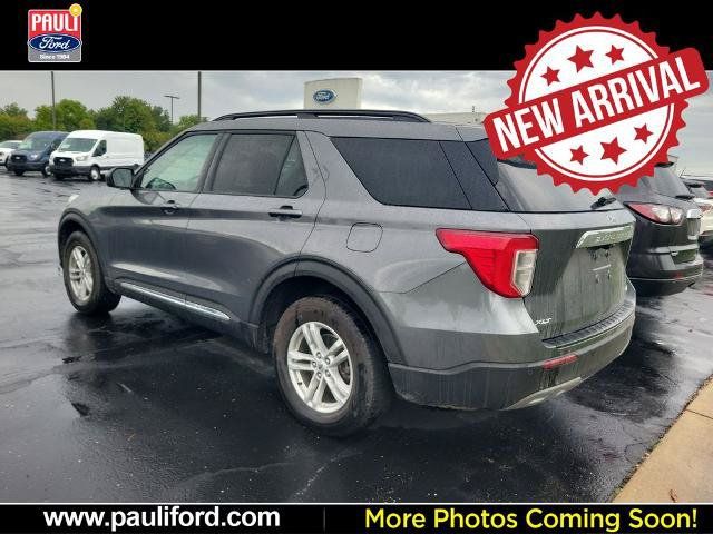 Certified 2024 Ford Explorer XLT w/ Equipment Group 202A AWD/4WD image 3