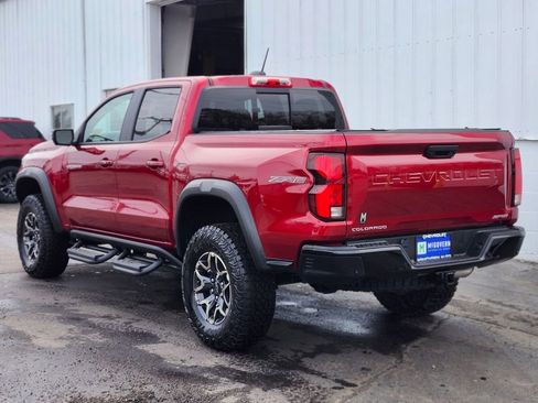 Used 2024 Chevrolet Colorado ZR2 w/ Technology Package image 3