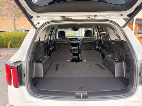 New 2025 Kia Sorento EX image 21