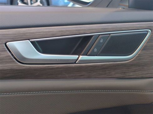 New 2026 Volkswagen Atlas SEL image 10