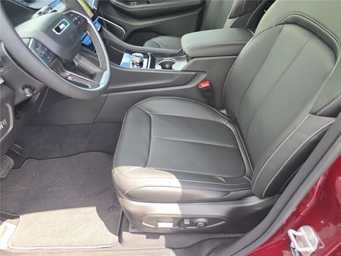 New 2026 Jeep Grand Cherokee L Limited AWD/4WD image 22