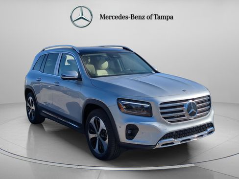 New 2025 Mercedes-Benz GLB 250 image 6