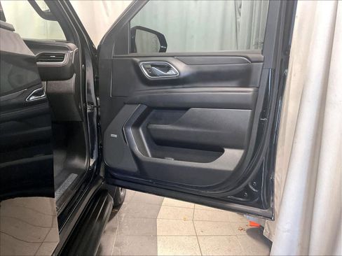 Used 2023 Chevrolet Tahoe RST image 12