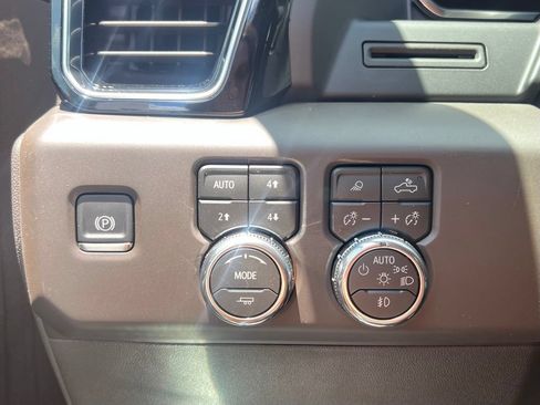 New 2026 GMC Sierra 1500 Denali AWD/4WD image 18