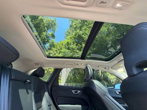 Certified 2024 Volvo XC60 B5 Plus w/ Protection Package Premier AWD/4WD image 22