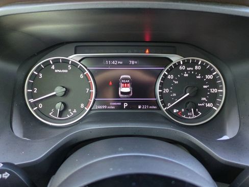 Certified 2023 Nissan Rogue SV image 26