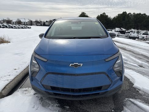 Used 2023 Chevrolet Bolt LT w/ Infotainment Package image 3
