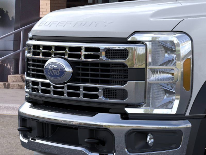 New 2026 Ford F450 XL w/ XL Chrome Package RWD image 19