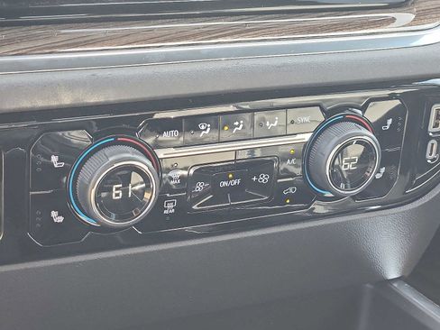 Used 2023 Chevrolet Silverado 1500 RST w/ Convenience Package II image 15