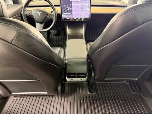 Used 2019 Tesla Model 3 Standard Range Plus RWD image 29