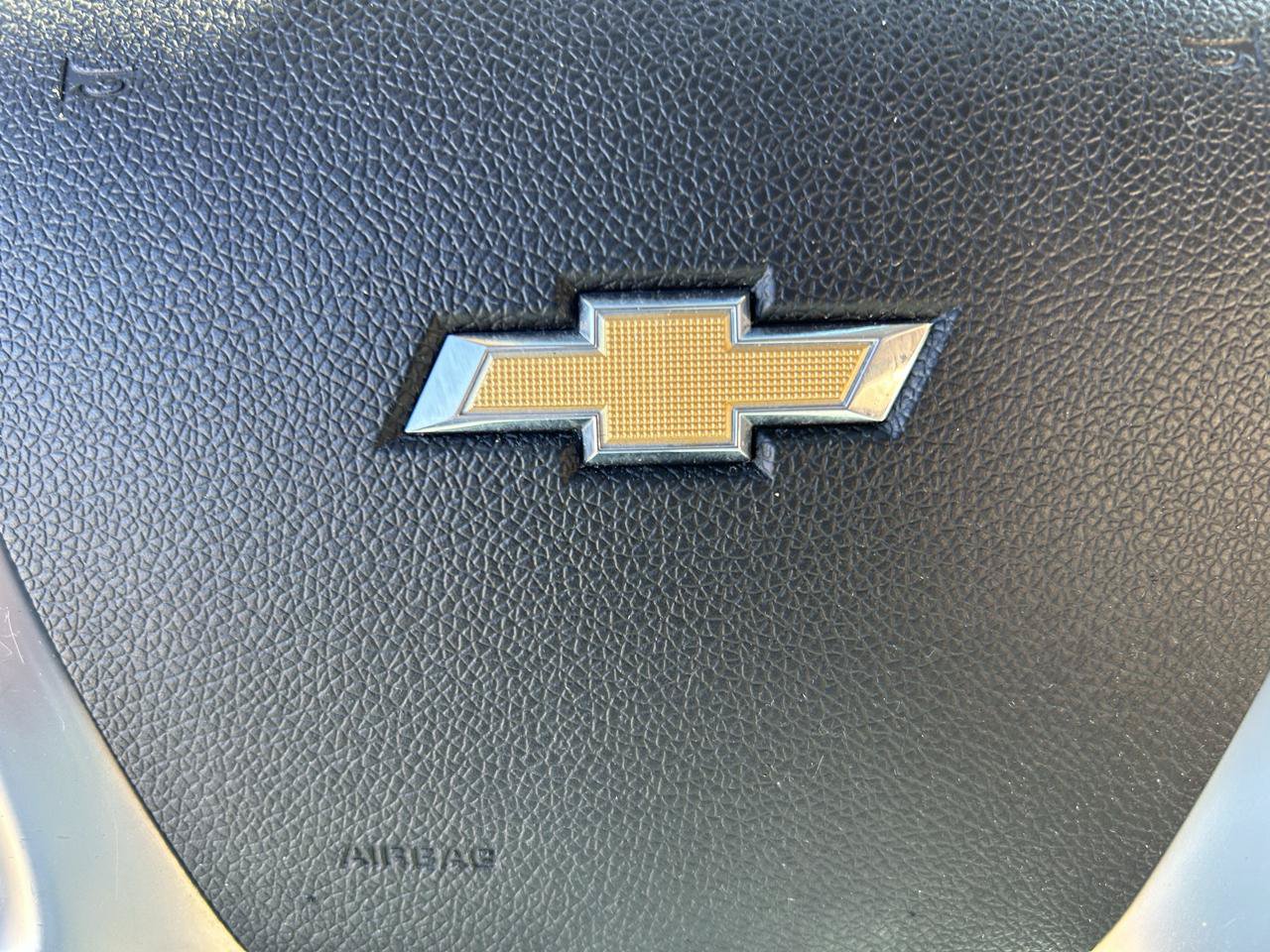 Used 2015 Chevrolet Traverse LTZ AWD/4WD image 21