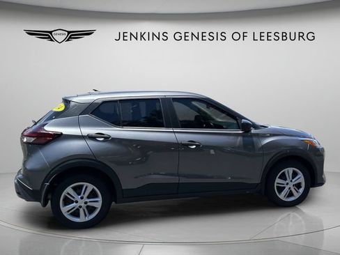 Used 2024 Nissan Kicks S FWD image 4