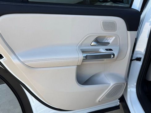 New 2026 Mercedes-Benz GLB 250 4MATIC image 23