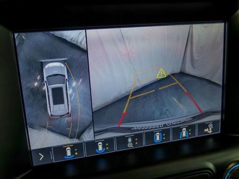 Certified 2020 GMC Terrain Denali w/ Denali Premium Package AWD/4WD image 24