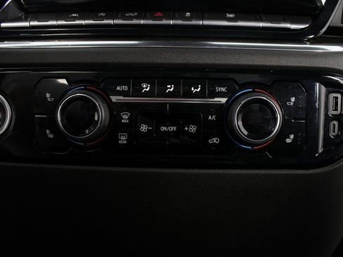 Used 2023 Chevrolet Silverado 1500 LT image 6