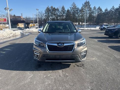 Used 2021 Subaru Forester Touring image 3