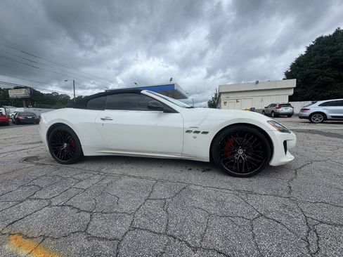 Used 2014 Maserati GranTurismo Convertible RWD image 6
