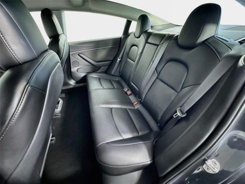 Used 2022 Tesla Model 3 Standard Range RWD image 21