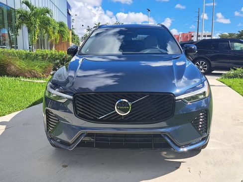 New 2026 Volvo XC60 B5 Core w/ Climate Package AWD/4WD image 2
