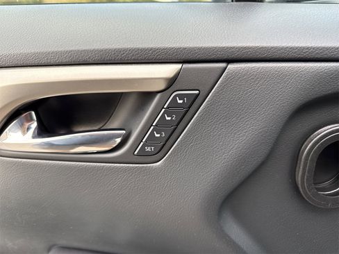 Used 2022 Lexus RX 350 FWD w/ Premium Package image 18