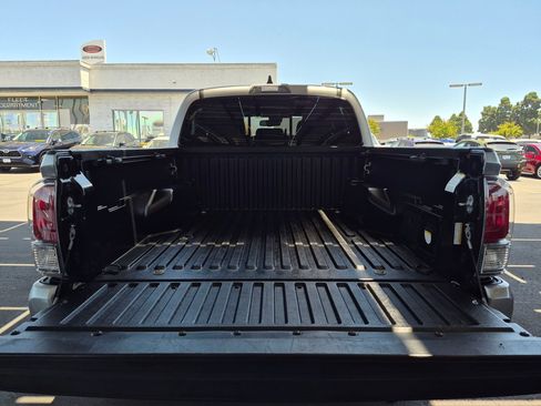 Certified 2023 Toyota Tacoma TRD Sport AWD/4WD image 28