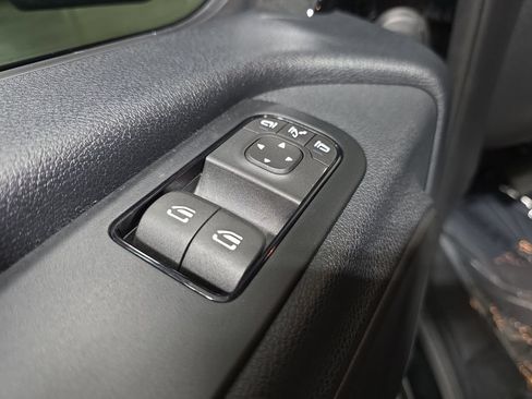Used 2023 Mercedes-Benz Sprinter 2500 image 26