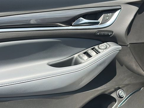 Certified 2024 Buick Enclave Premium image 16