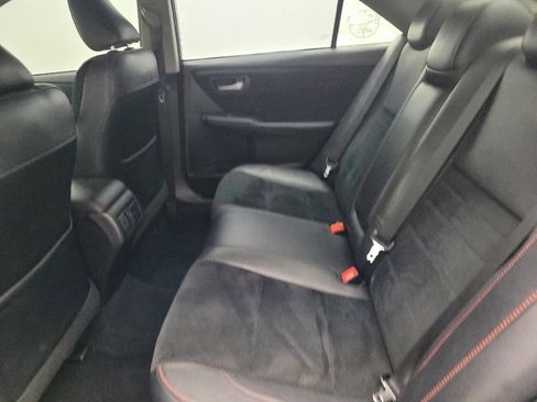 Used 2015 Toyota Camry XSE image 18