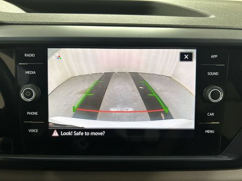 Used 2022 Volkswagen Taos SE AWD/4WD image 15