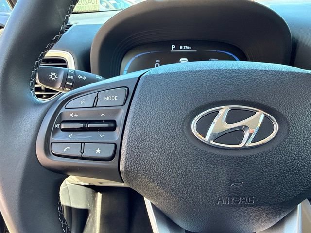 Used 2026 Hyundai Venue SEL FWD image 39