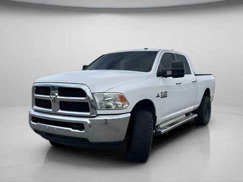 Used 2014 RAM 2500 SLT AWD/4WD image 14