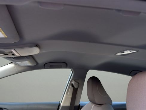 Used 2023 Toyota Camry LE image 17