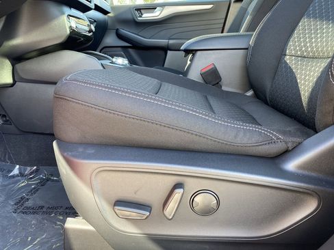 New 2026 Ford Escape Active w/ Active Premium Tech Pack FWD image 19