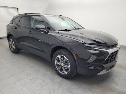 Used 2024 Chevrolet Blazer LT w/ Convenience Package FWD image 11