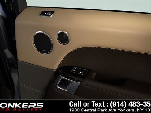 Used 2018 Land Rover Range Rover Sport HSE Dynamic image 25