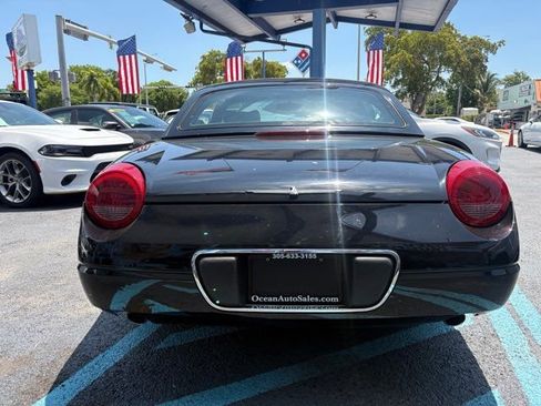 Used 2002 Ford Thunderbird Deluxe image 6