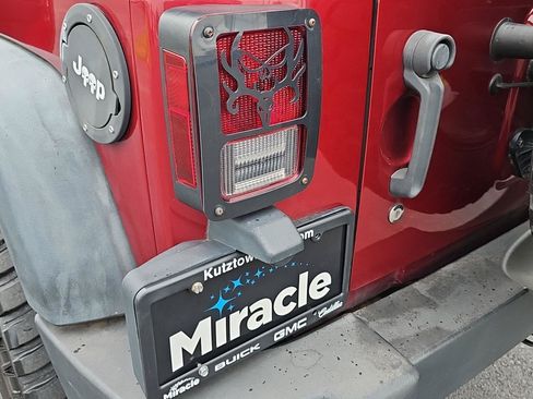 Used 2011 Jeep Wrangler Unlimited Sport w/ Mopar Chrome Edition Group AWD/4WD image 20