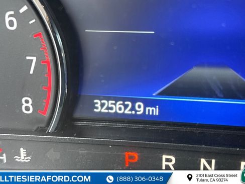 Used 2022 Ford Explorer XLT w/ Equipment Group 202A image 11