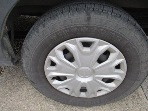 Used 2023 Ford Transit 350 XLT image 24